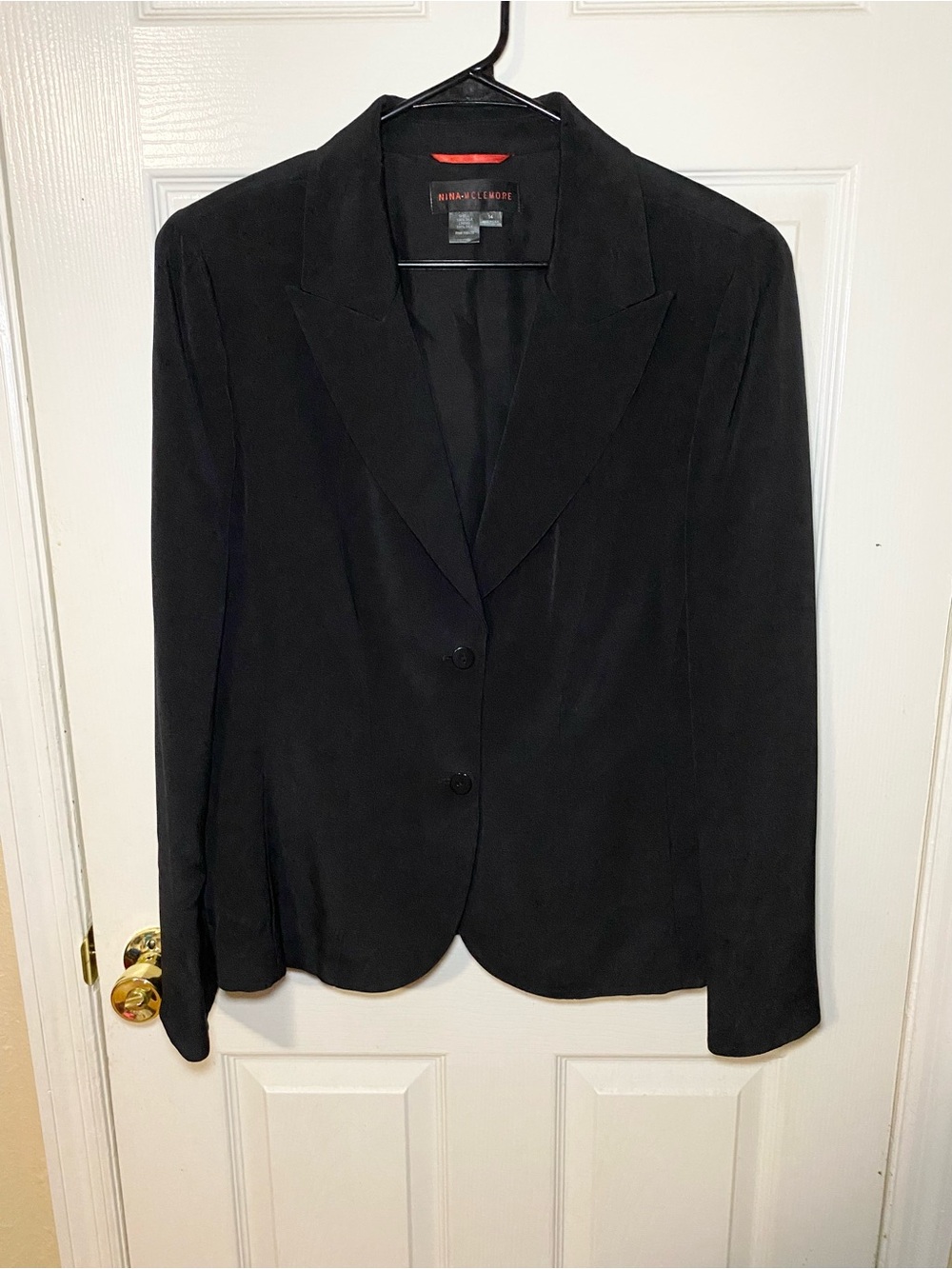 Nina Mclemore Black Two-Button 100% Silk Blazer